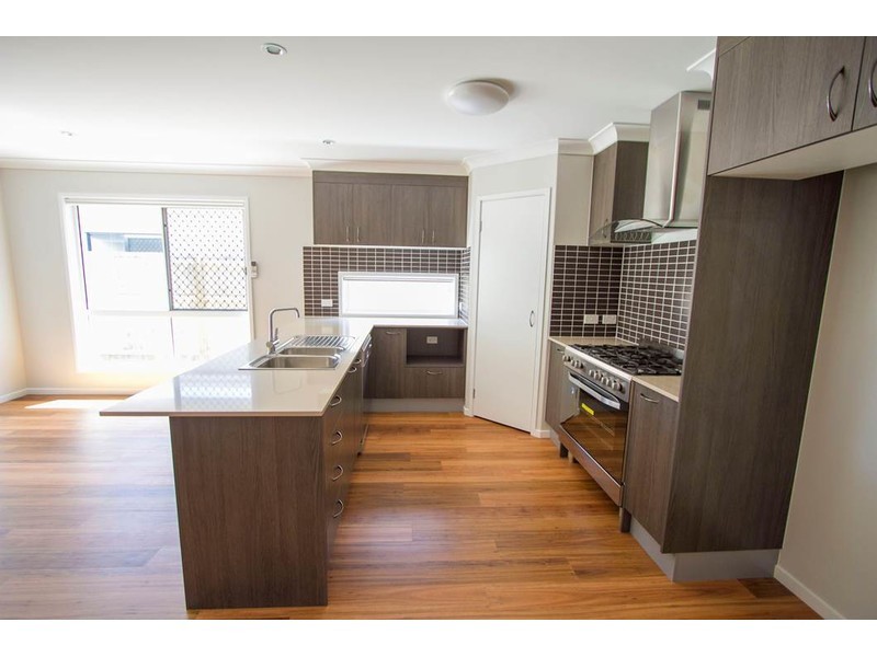 70 Brampton Crescent, Mountain Creek QLD 4557