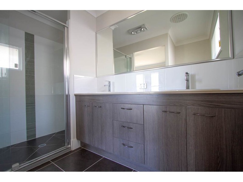 70 Brampton Crescent, Mountain Creek QLD 4557