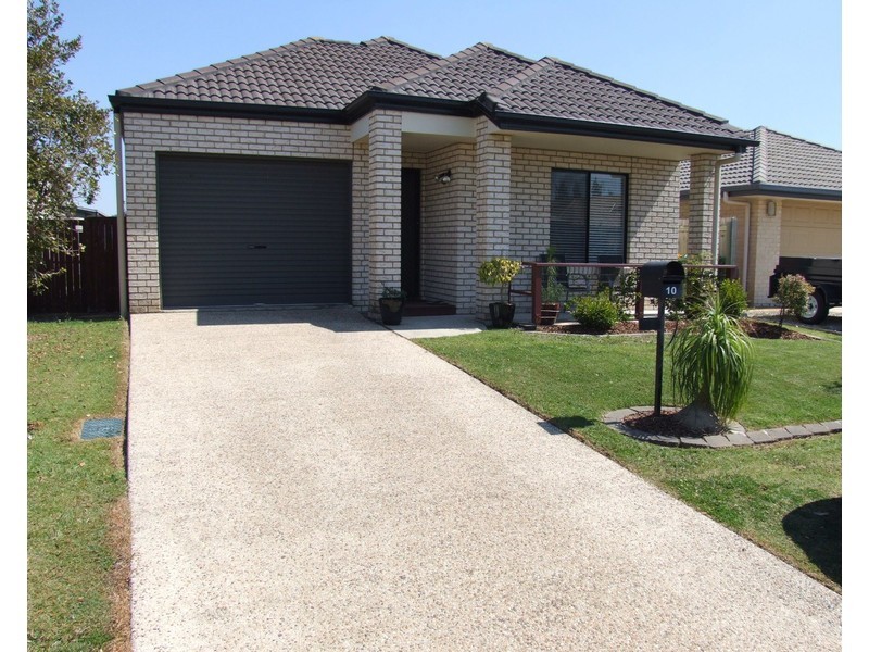 10 Griffin Crescent, Caloundra West QLD 4551