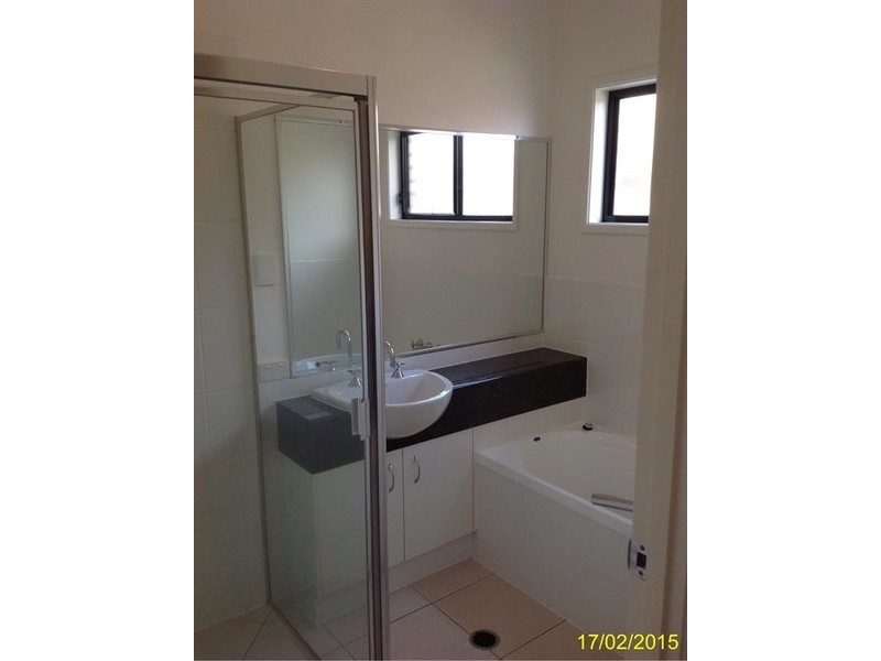 10 Griffin Crescent, Caloundra West QLD 4551