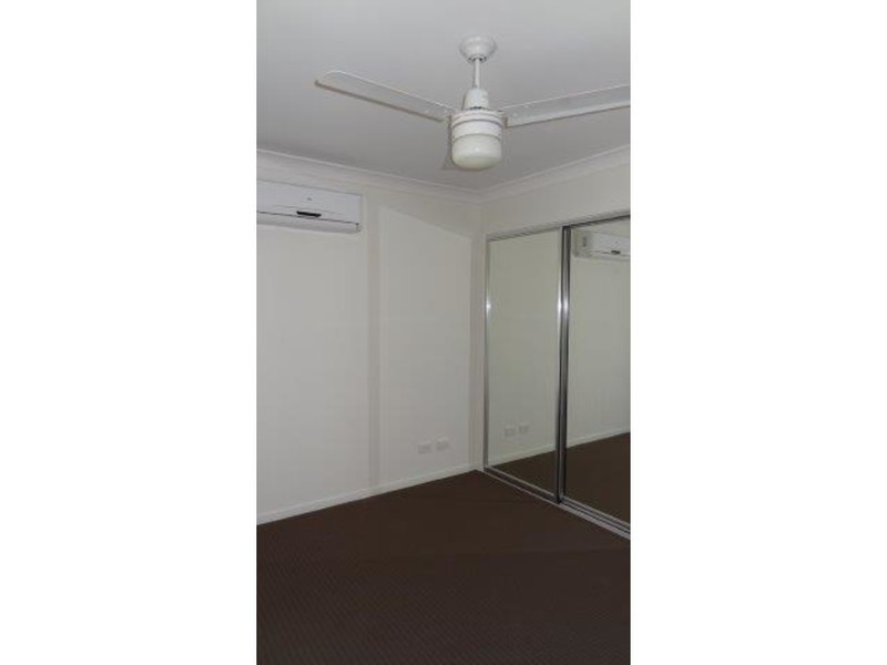 53 Commander Parade, Shoal Point QLD 4750