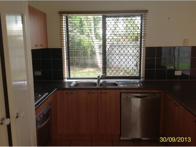 10 Burke Close, Sippy Downs QLD 4556