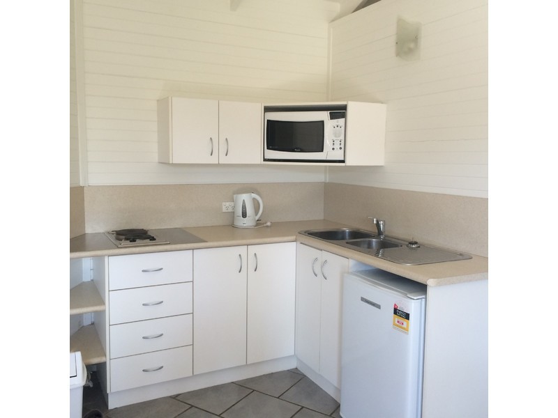 1 Griffin Avenue, Bucasia QLD 4750