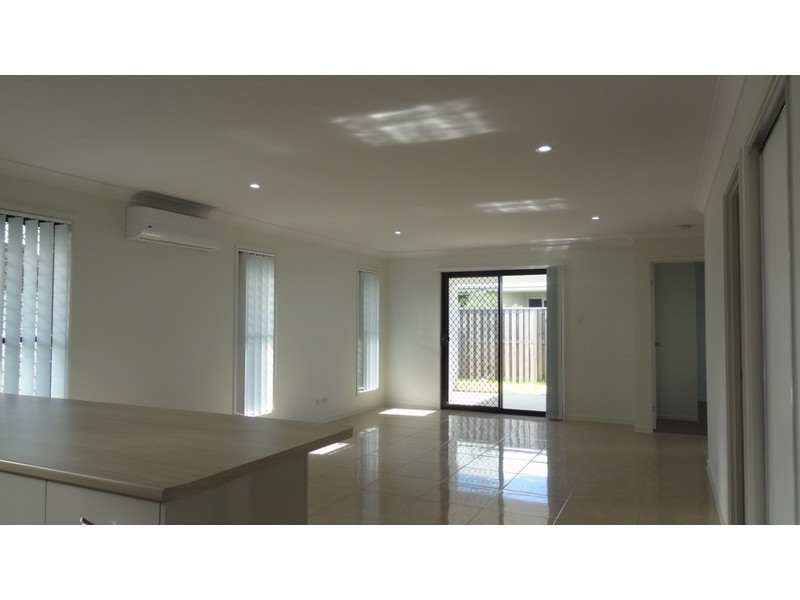 79 Scarborough Circuit, Blacks Beach QLD 4740