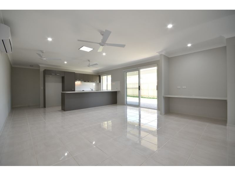 13a Poole Road, Glass House Mountains QLD 4518