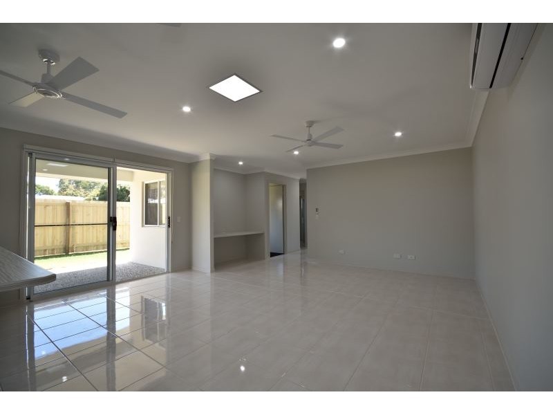 13a Poole Road, Glass House Mountains QLD 4518