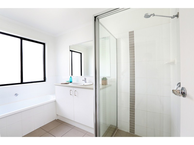 27 Red Cedar Street, Sippy Downs QLD 4556