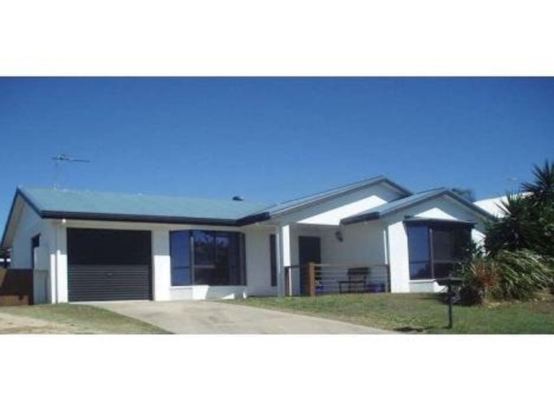 3 Bedwell Close, Rural View QLD 4740