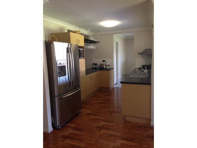 3 Bedwell Close, Rural View QLD 4740
