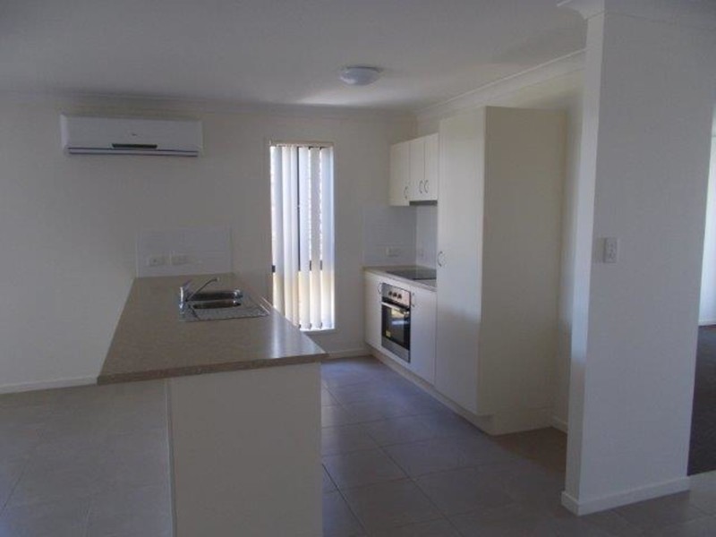 28 Trinity Parade, Blacks Beach QLD 4740