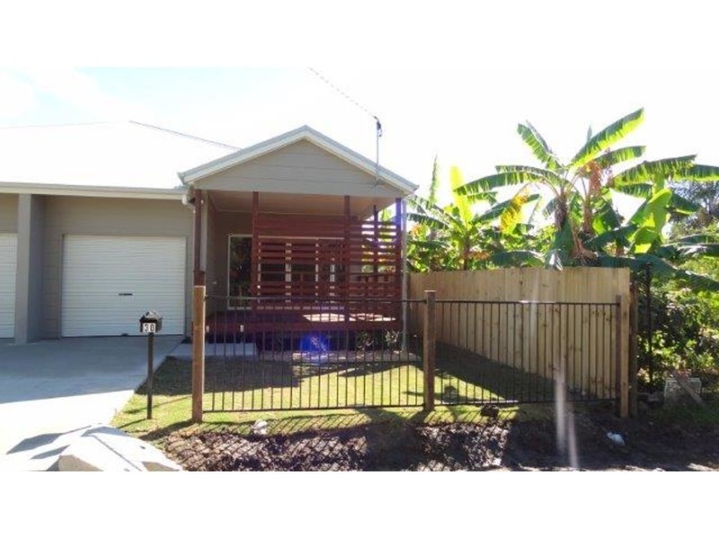 32 Vincent Street, South Mackay QLD 4740