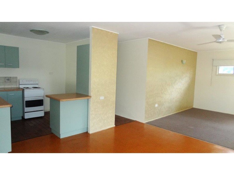 43 Edmonds Street., Bucasia QLD 4750