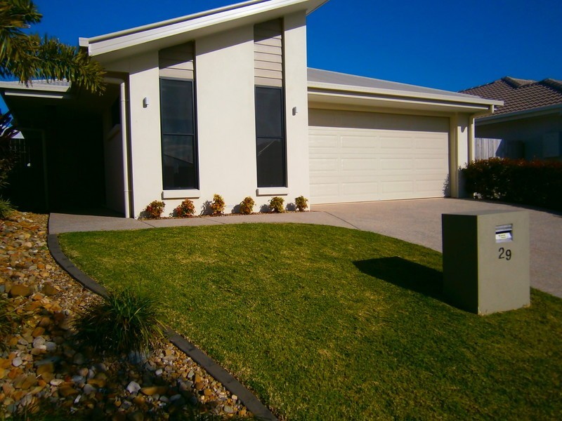 29 Tibouchina Street, Mountain Creek QLD 4557