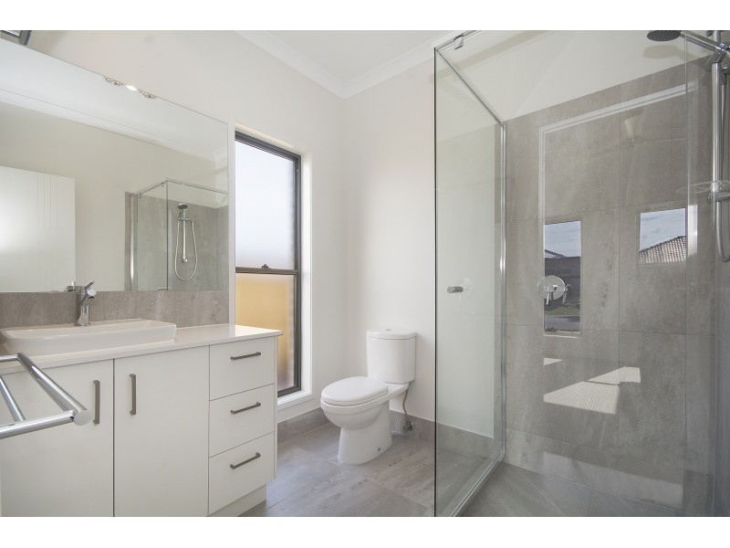 11 Apple Circuit, Griffin QLD 4503