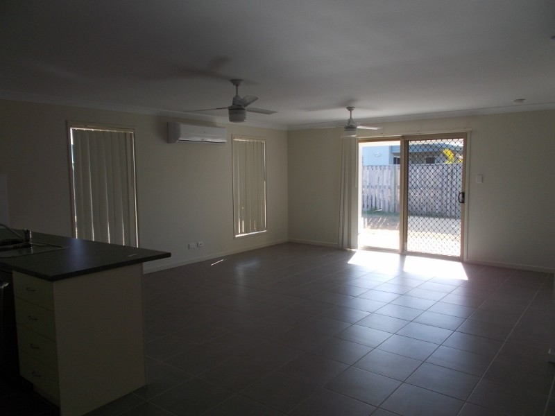 76 Scarborough Circuit, Blacks Beach QLD 4740