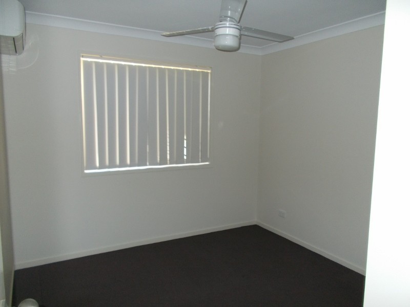 76 Scarborough Circuit, Blacks Beach QLD 4740