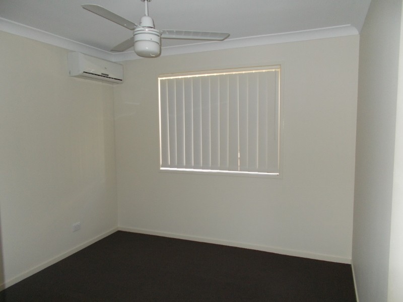 76 Scarborough Circuit, Blacks Beach QLD 4740