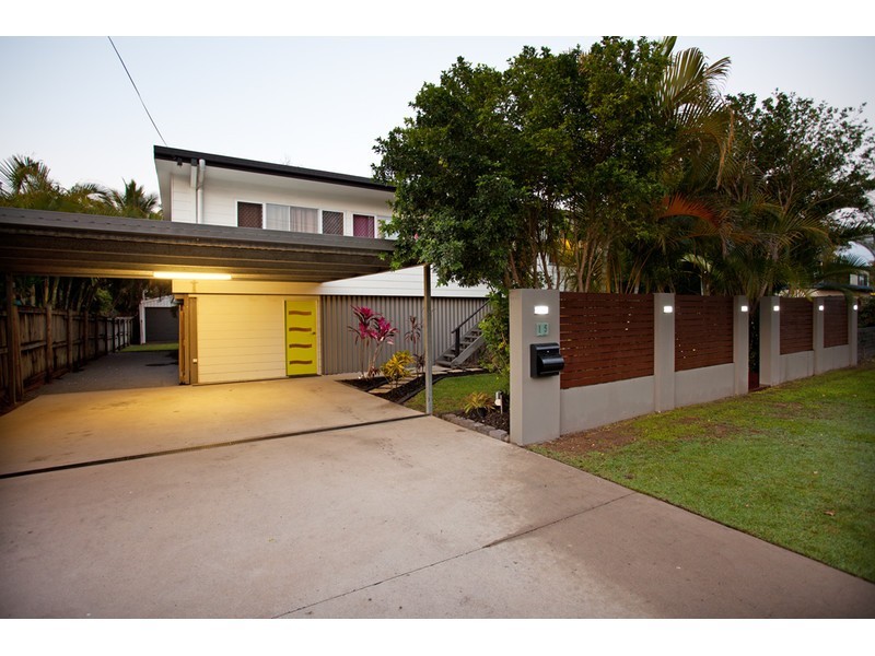 15 Brampton Avenue, Bucasia QLD 4750