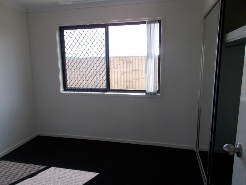 70 Commander Parade, Shoal Point QLD 4750