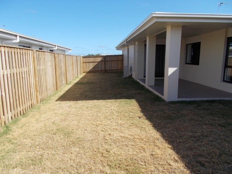 70 Commander Parade, Shoal Point QLD 4750