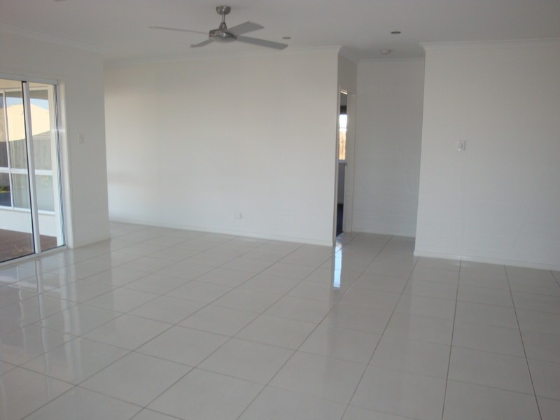 39 Tibouchina Street, Mountain Creek QLD 4557