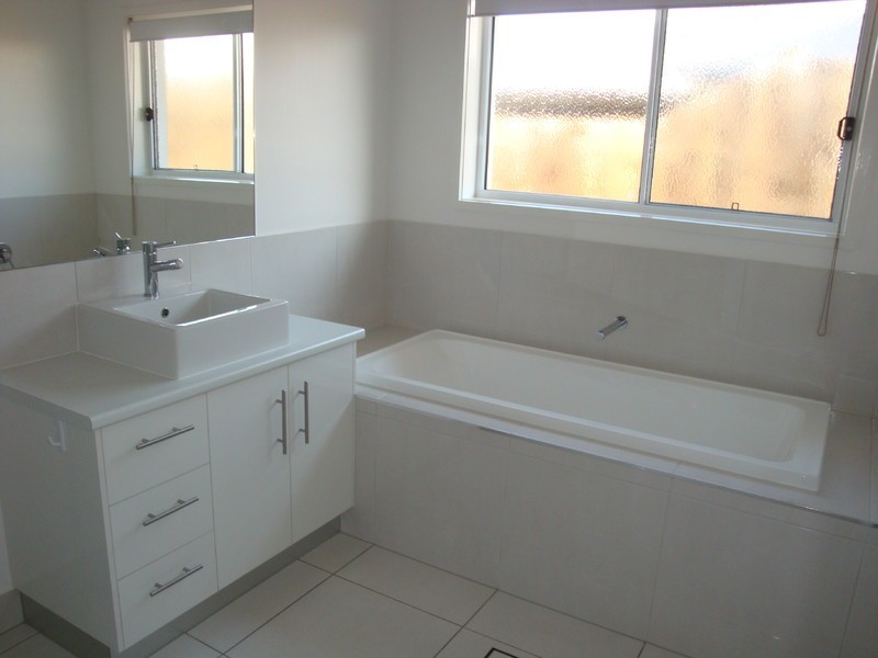 39 Tibouchina Street, Mountain Creek QLD 4557