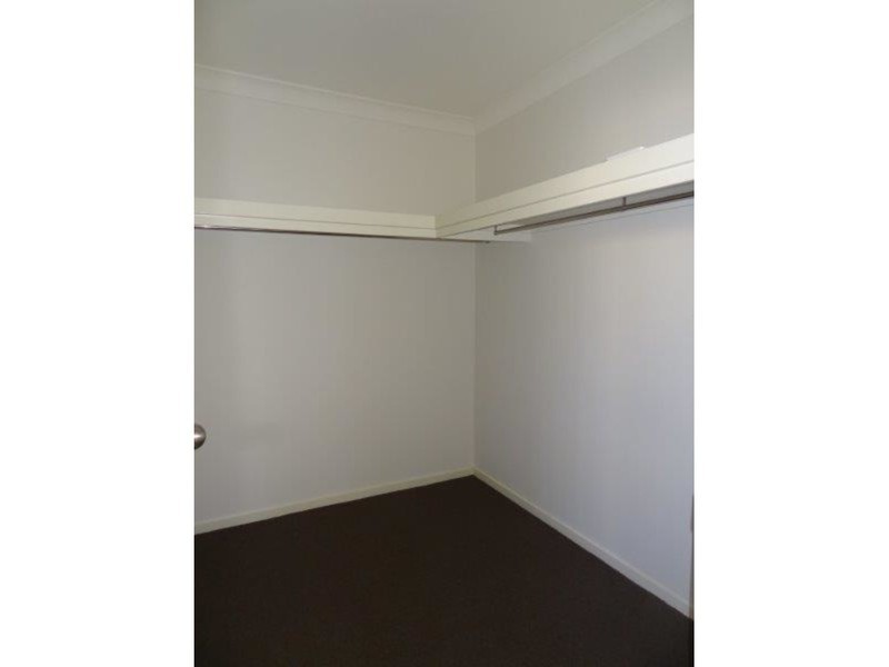 8 Warilla View, Blacks Beach QLD 4740