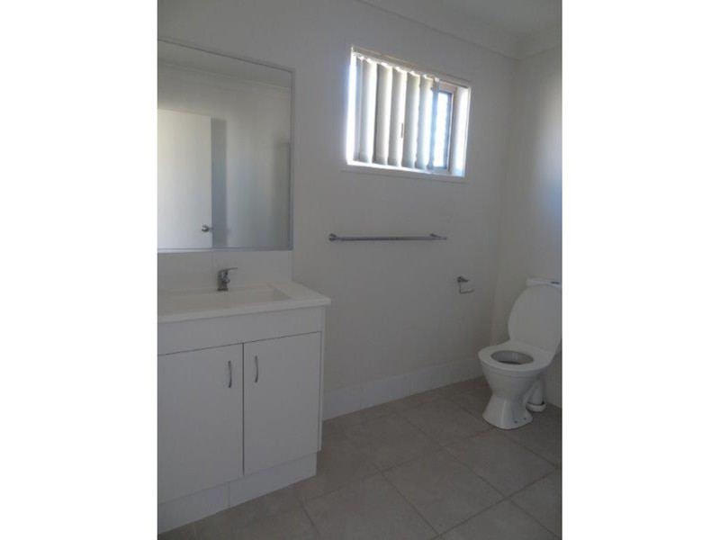 8 Warilla View, Blacks Beach QLD 4740
