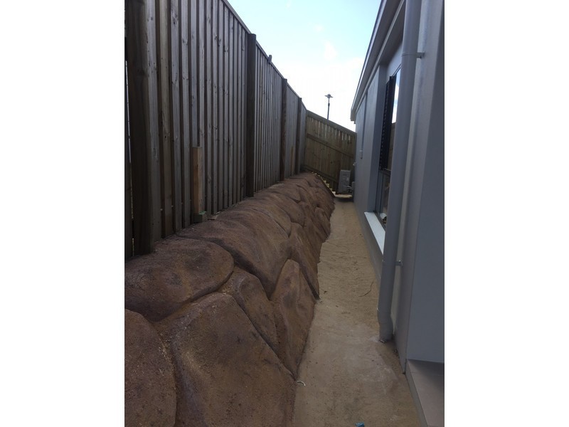 14 Hinkler Court, Rural View QLD 4740