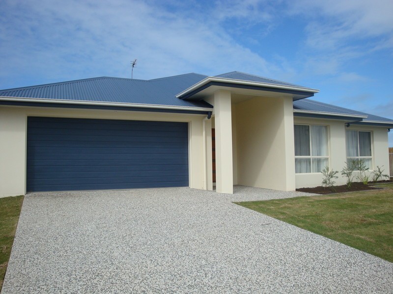 3 Wilshire Place, Pelican Waters QLD 4551