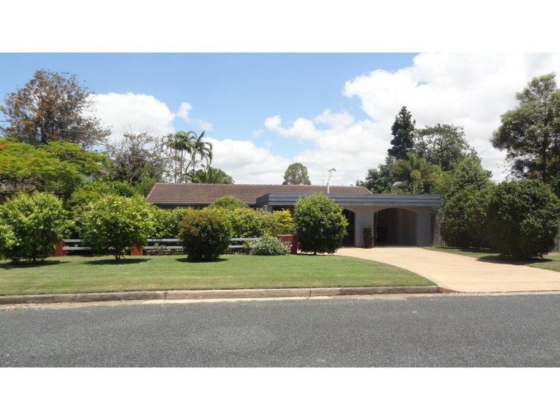 15 St Bees Avenue, Bucasia QLD 4750