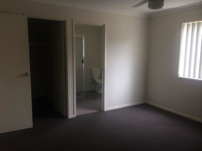 31 Scarborough Circuit, Blacks Beach QLD 4740