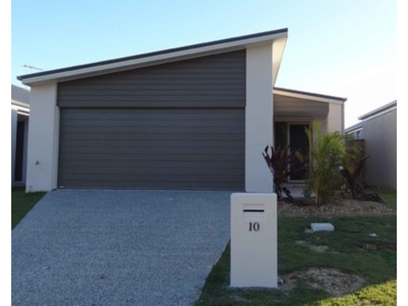 10 Warilla View, Blacks Beach QLD 4740