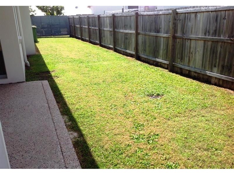 5 Cumberland Crescent, Meridan Plains QLD 4551