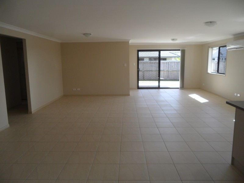 8 Bremer Street, Sippy Downs QLD 4556