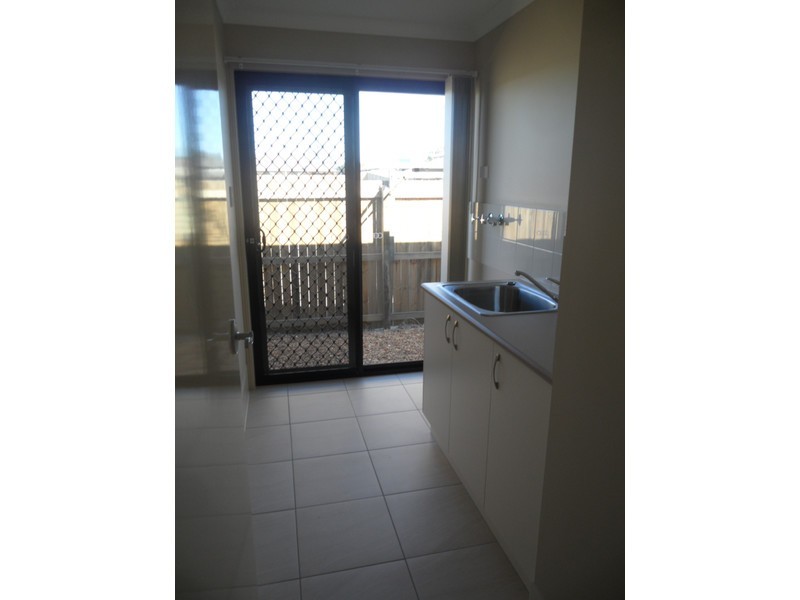 8 Bremer Street, Sippy Downs QLD 4556