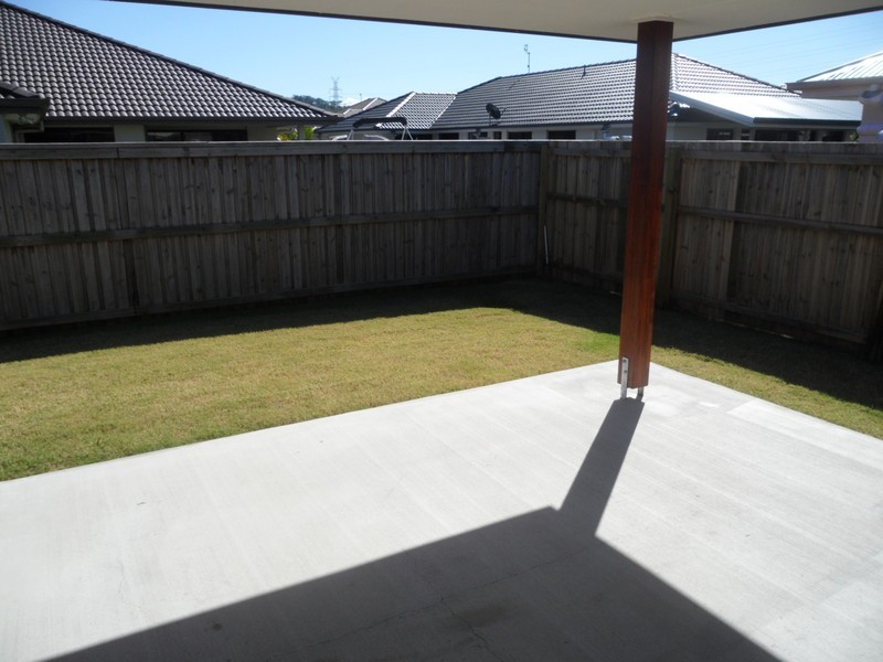 8 Bremer Street, Sippy Downs QLD 4556