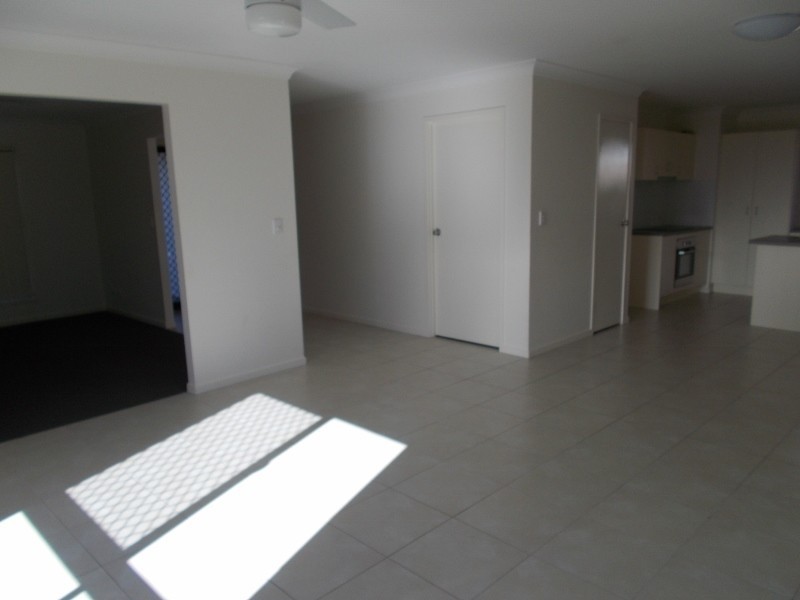 39 Trinity Parade, Blacks Beach QLD 4740