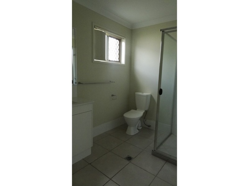 37 Scarborough Circuit, Blacks Beach QLD 4740