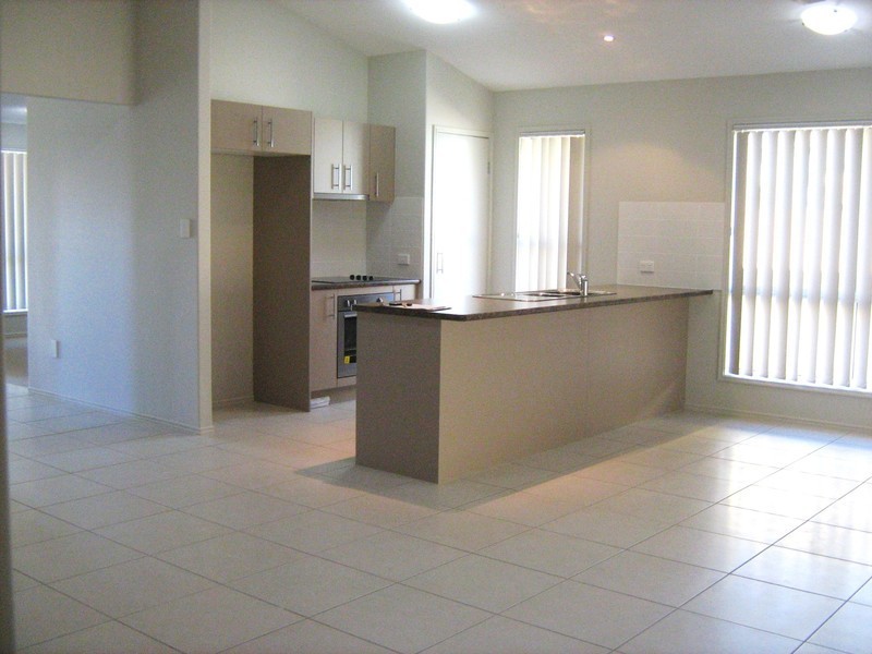 10 Silvereye Street, Sippy Downs QLD 4556