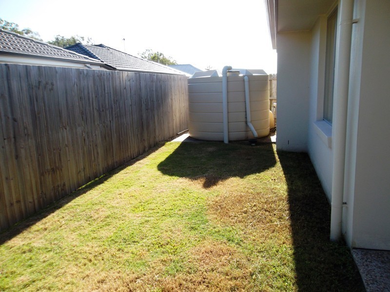 10 Silvereye Street, Sippy Downs QLD 4556
