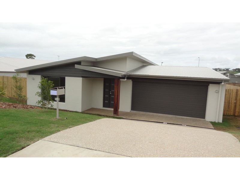 7 Eales Road, Rural View QLD 4740