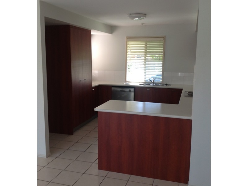 5 Irving Place, Sippy Downs QLD 4556