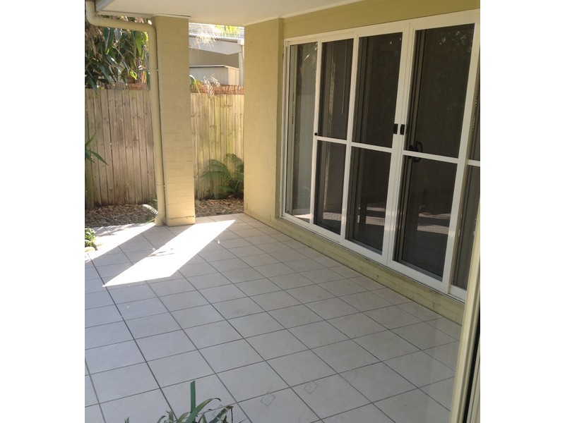 5 Irving Place, Sippy Downs QLD 4556