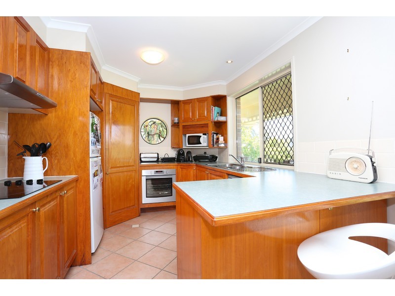 49 Oxford Close, Sippy Downs QLD 4556