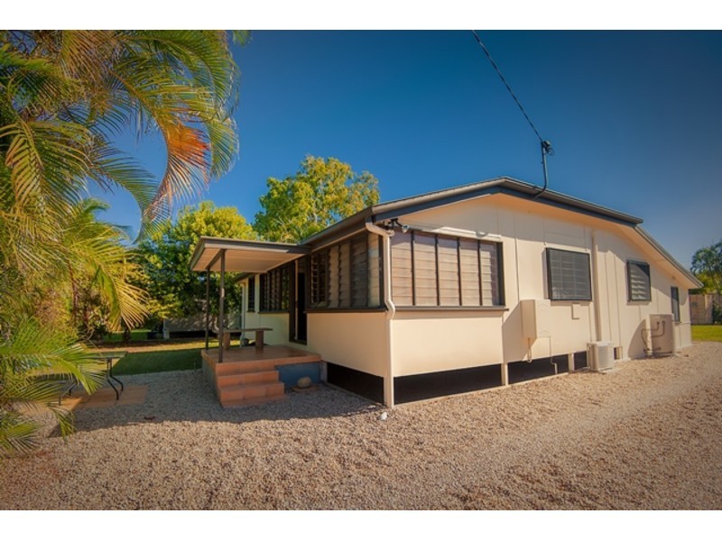 55 Waverley Street, Bucasia QLD 4750