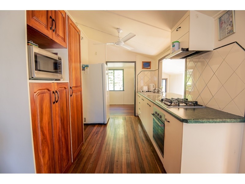 55 Waverley Street, Bucasia QLD 4750