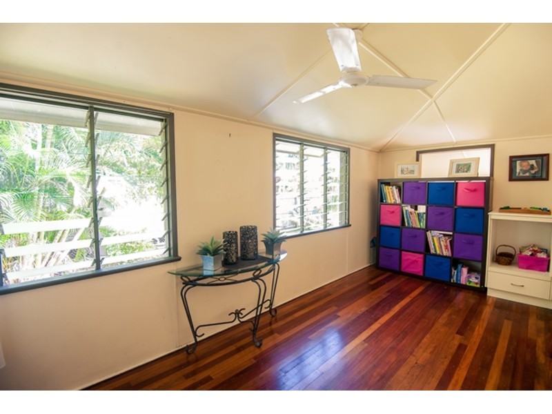 55 Waverley Street, Bucasia QLD 4750