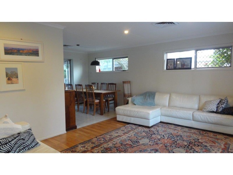 1 Kemp Street, Bucasia QLD 4750