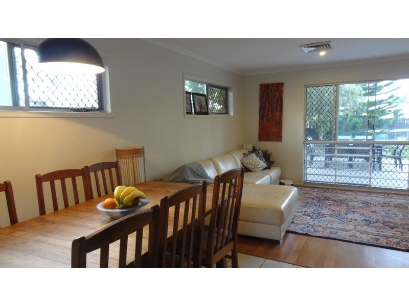 1 Kemp Street, Bucasia QLD 4750